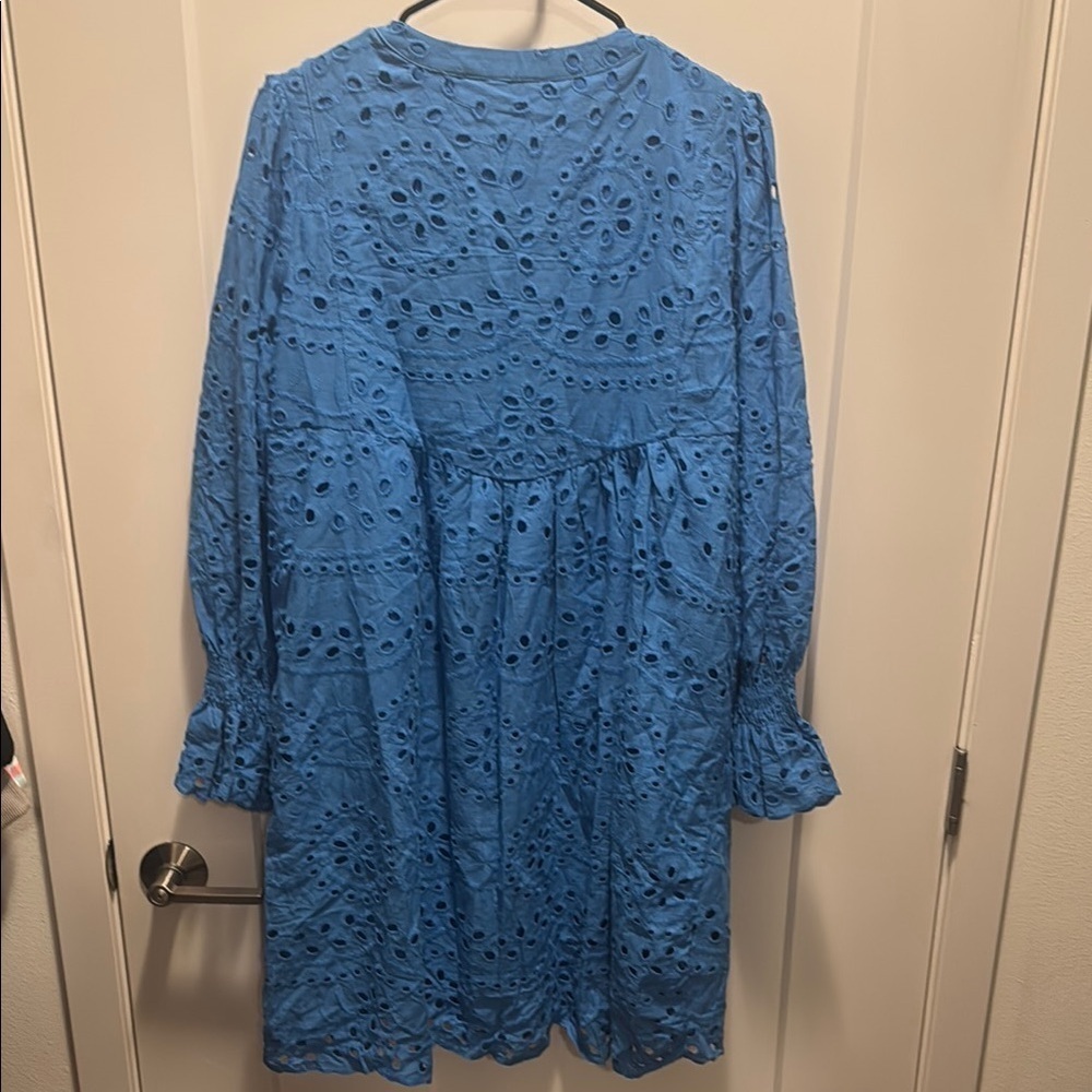 🆕Blue Eyelet Women's Dress. L NWT!!💥💥 - Picture 4 of 8